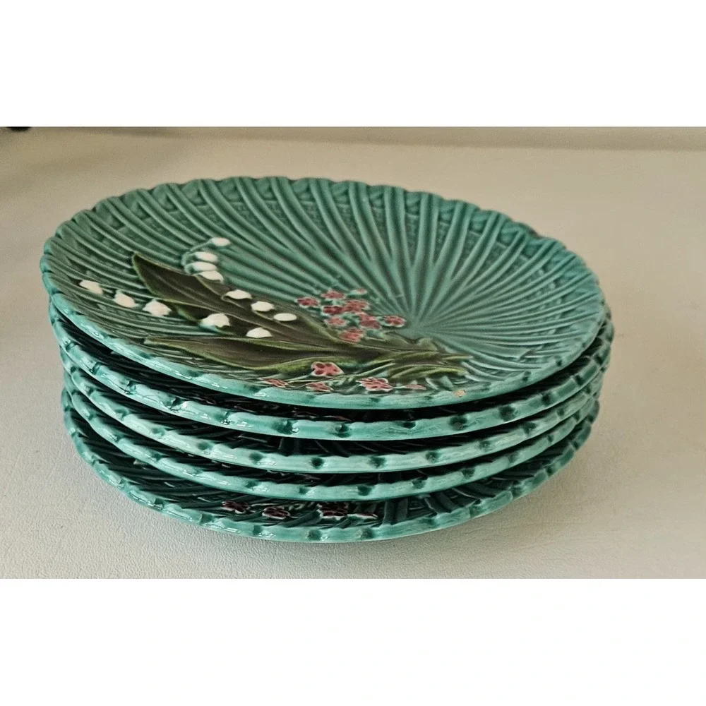 VTG Schramberg Germany Lily of The Valley Majolica 7.5